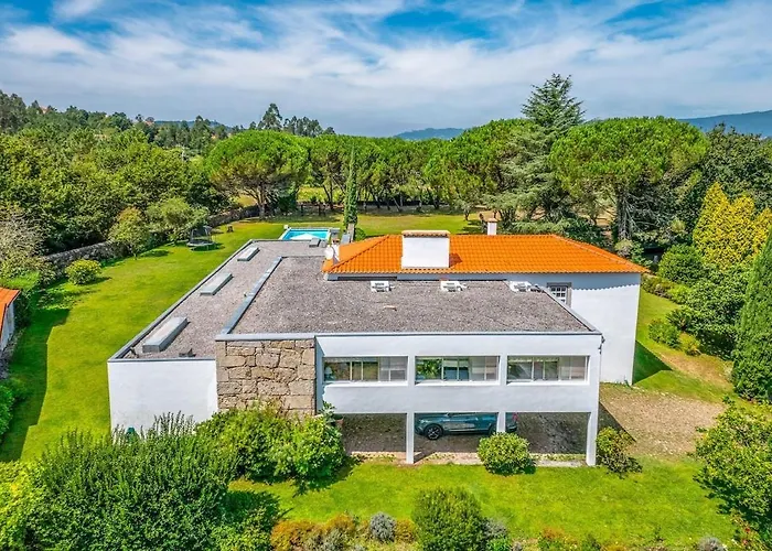 بيت ضيافة Portugal Active Oliveiras Farm فيانا دو كاستيلو